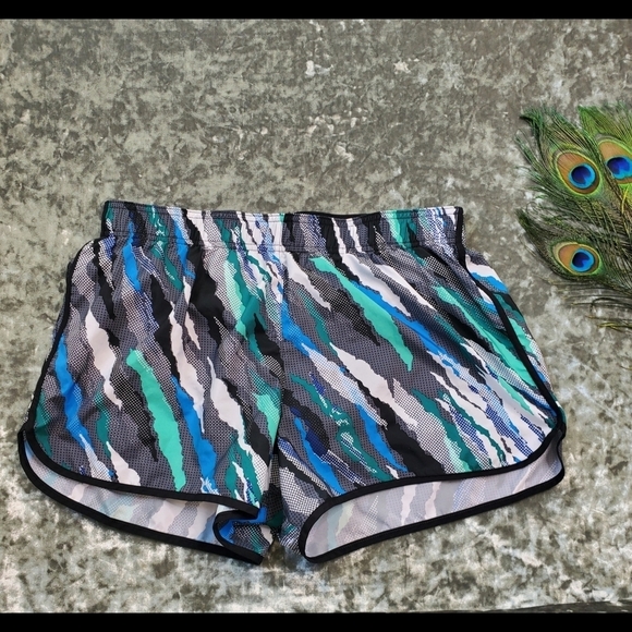 Victoria's Secret Sport Shorts - Picture 1 of 8